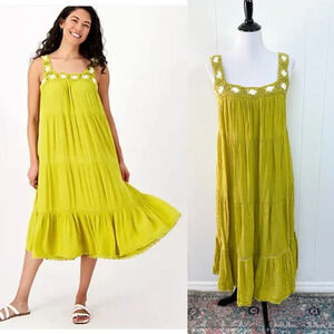 Destination 365 Tiered Midi Dress with Eyelet Detail Golden Olive Small A599176
